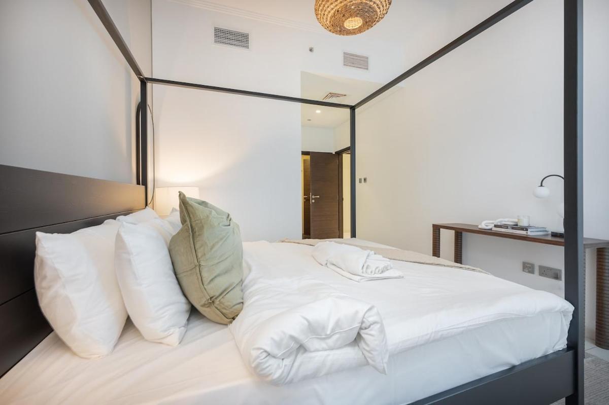 Upscale 2-bedroom Flat In Marina Dubai
