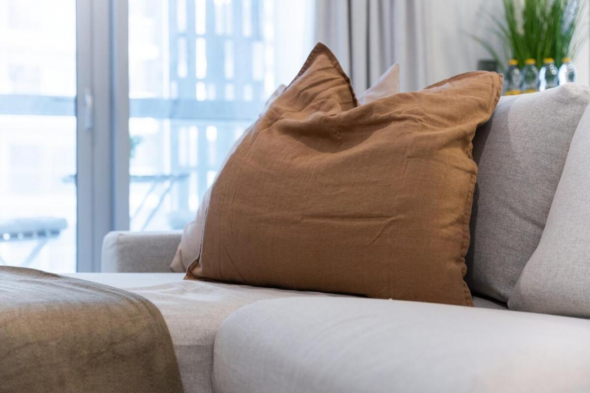 Upscale 2-bedroom Flat In Marina Apartment Dubai
