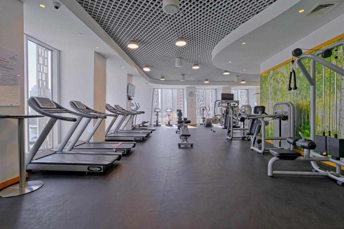 Upscale 2-bedroom Flat In Marina Apartment *