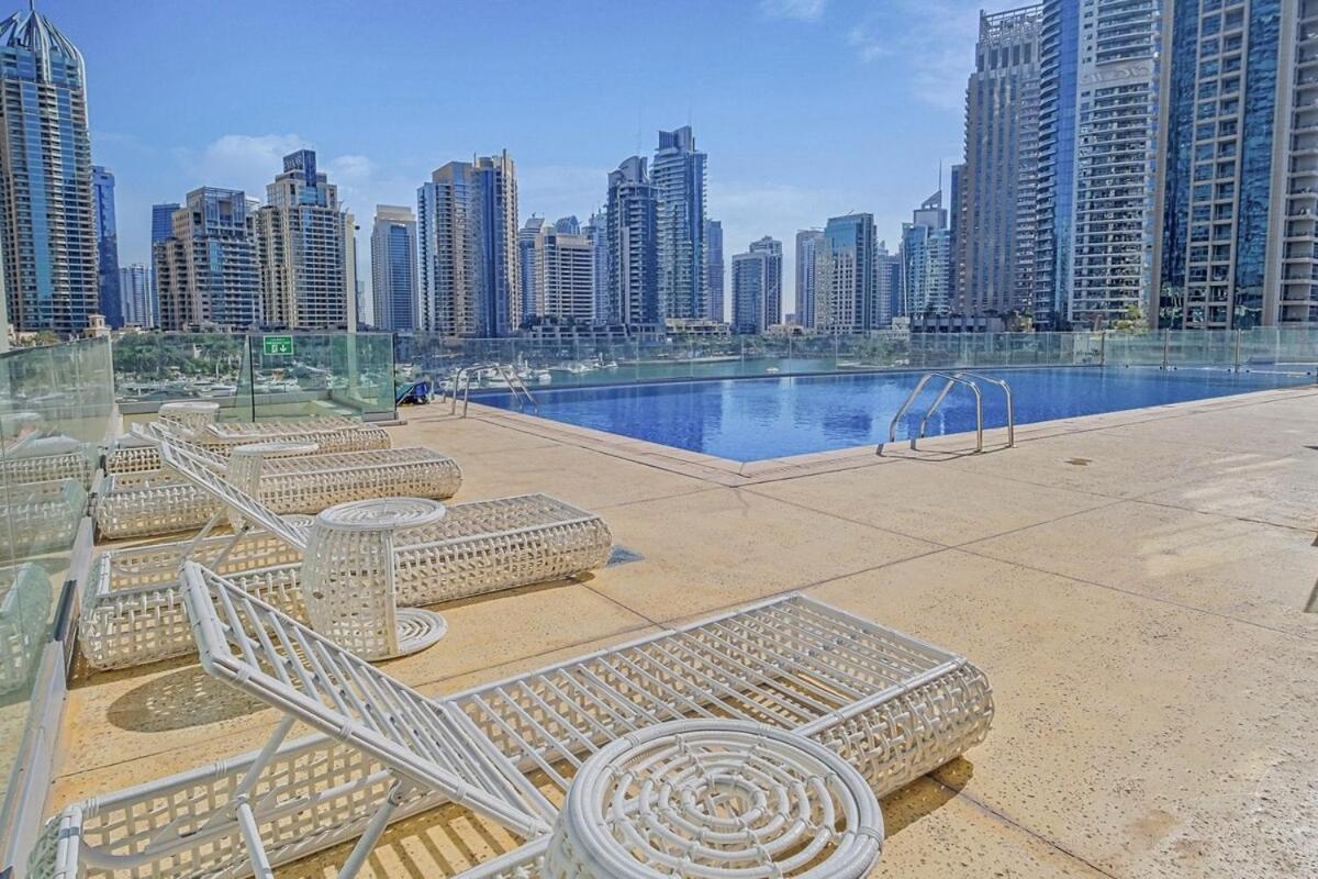Appartamento Upscale 2-bedroom Flat In Marina